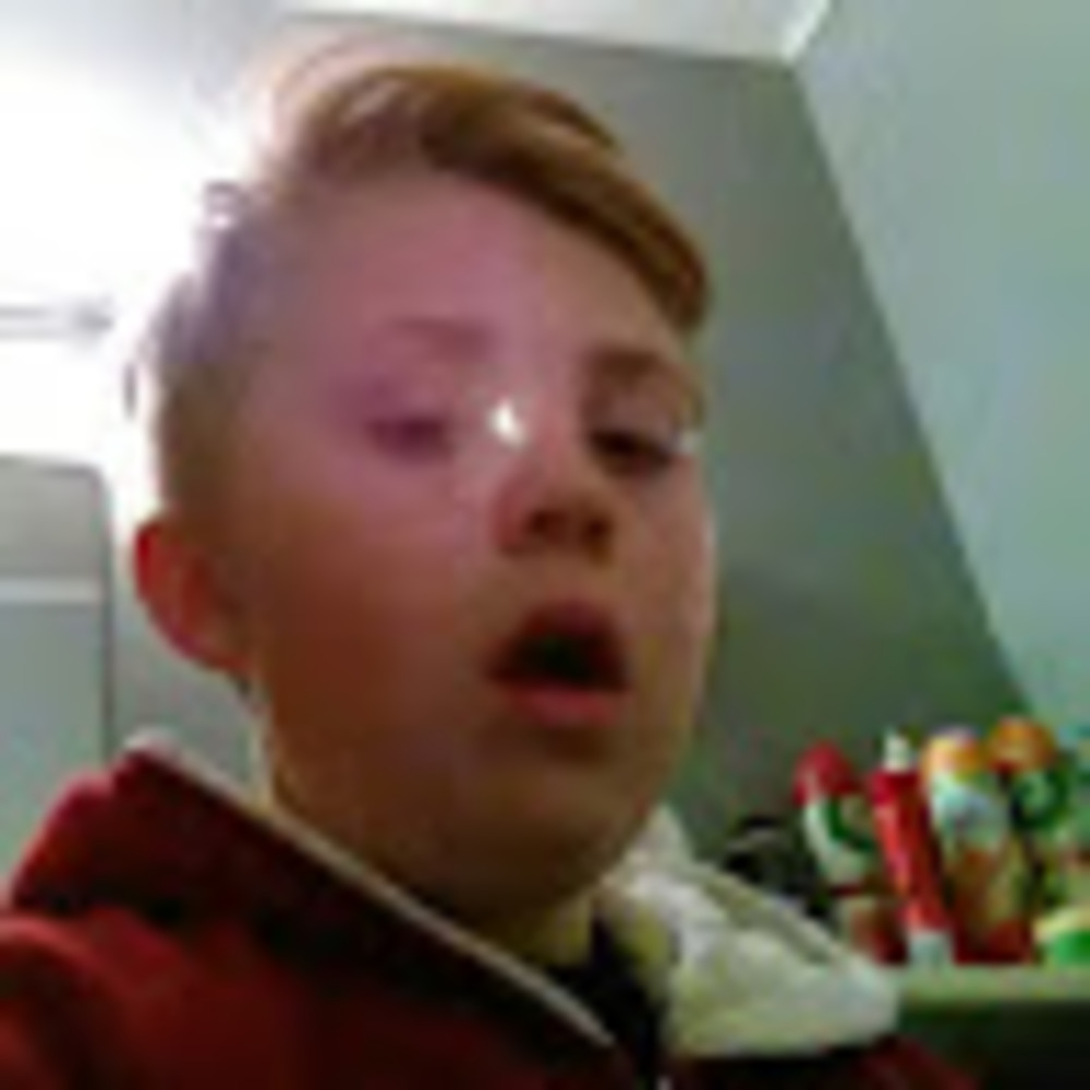 Meet your Posher, Carl